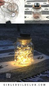 So pretty and so easy! Who loves fairy lights? How about solar fairy lights for outside? Add these solar string lights to a glass jar and you've got instant outdoor ambience for your outdoor dinner party or bbq decorations. Great for making your backyard pretty at night.